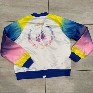 NEW DISNEYLAND CASTLE RAINBOW FULL ZIP WINDBREAKER SIZE LARGE WOMENS